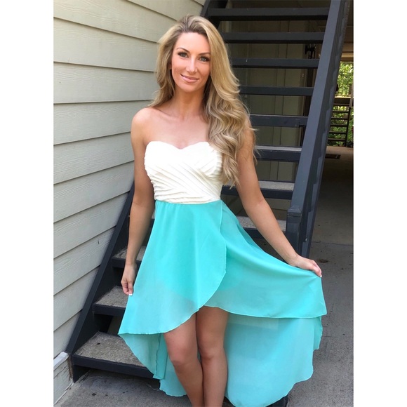 Body Central Dresses & Skirts - Strapless High/Low Dress